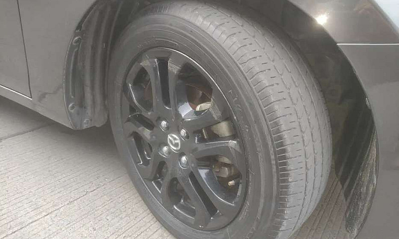 Relindo Mazda 2; Mod...