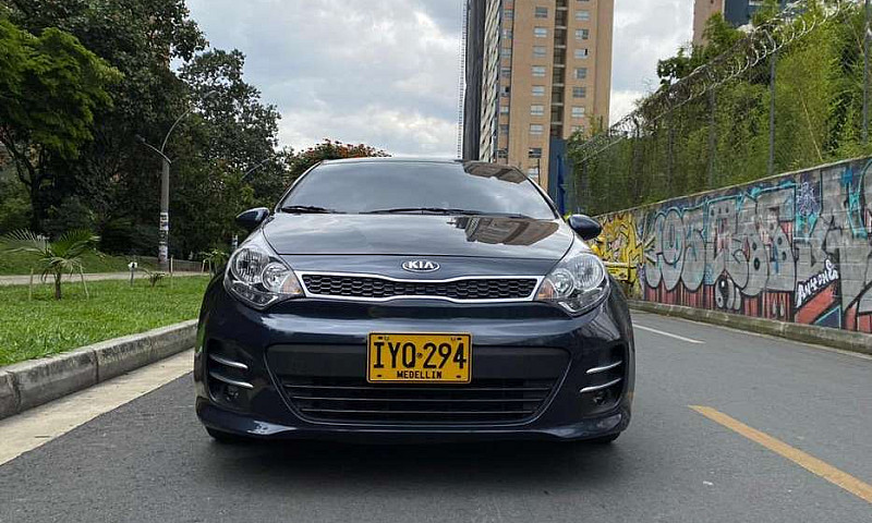 Kia Rio Specie R 201...