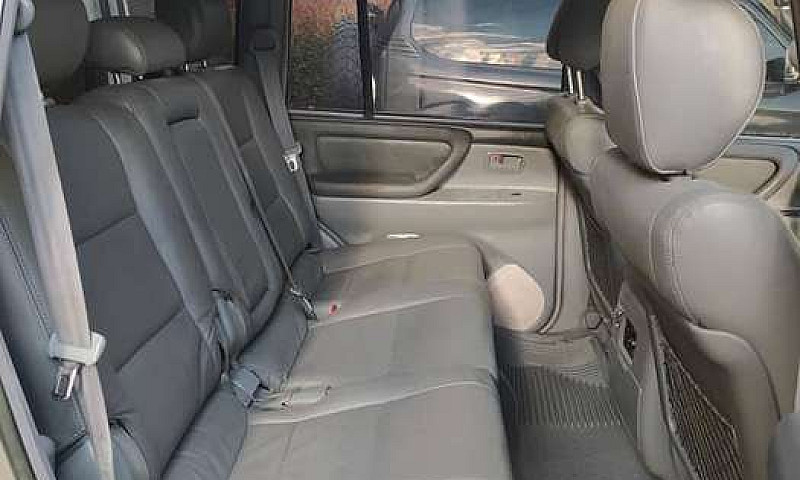 Toyota Sahara Land C...