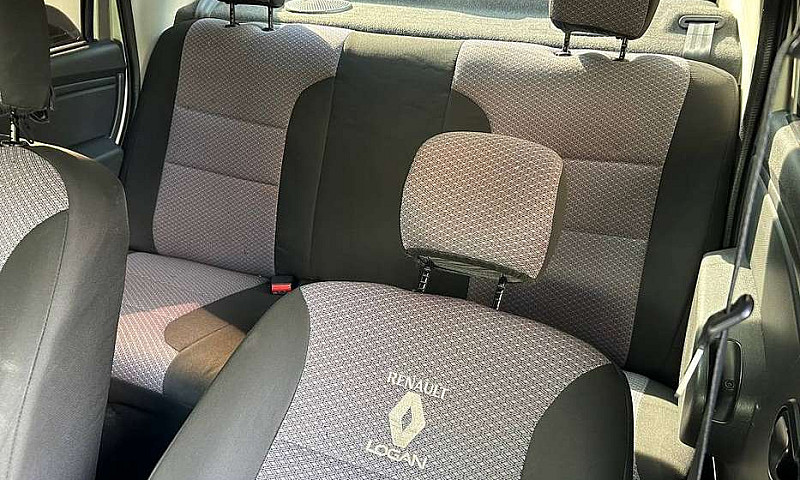 Renault Logan Expres...