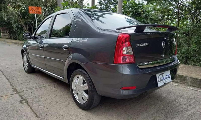 Renault Logan Dynami...