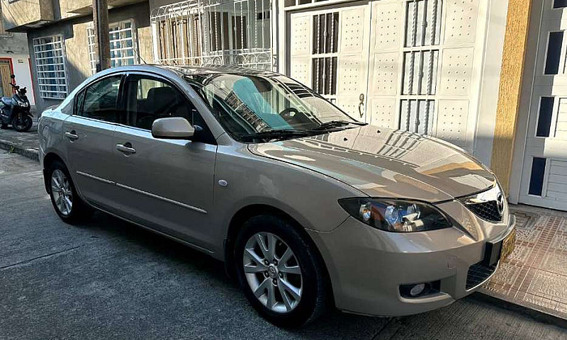 Mazda 3 2008...