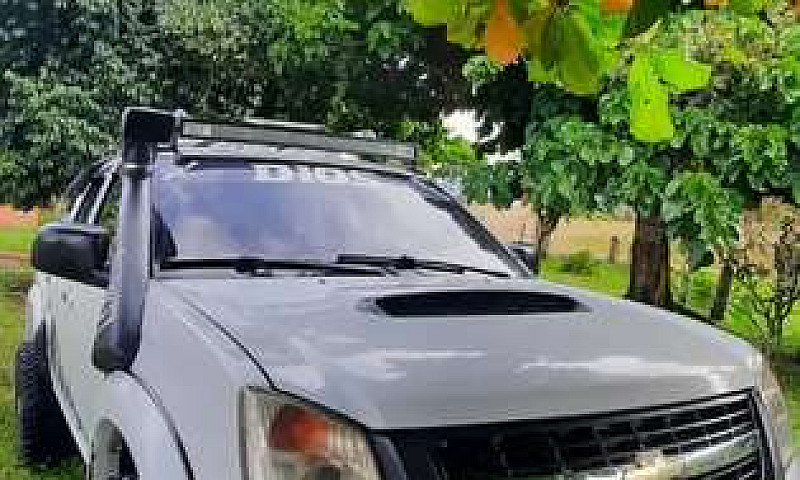 Hermosa Dmax Versión...
