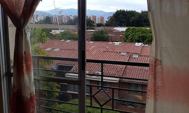 Arriendo Hab Cerca C...