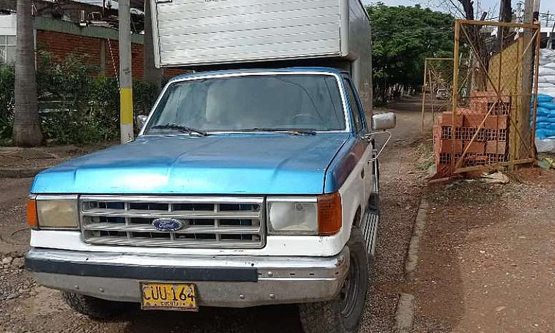 Ford 150 Xl 4*2...