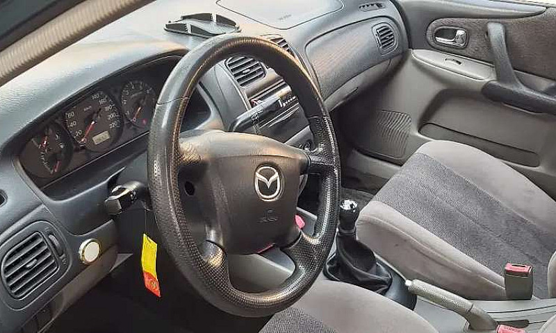 Vendo Mazda Allegro ...