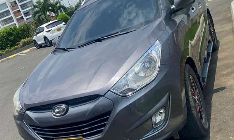 Hyundai Tucson 2011...