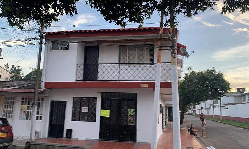 Se Vende Casa...