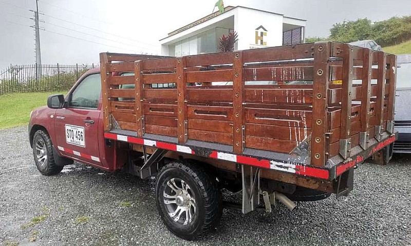 Mazda Bt 50 Diésel 4...
