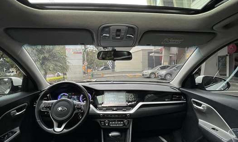 Kia Niro Zenith Hibr...