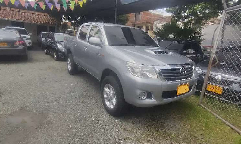 Se Vende Toyota Hilu...