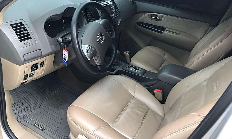 Toyota Fortuner Turb...
