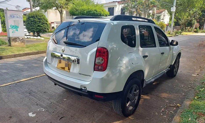 Renault Duster Expre...