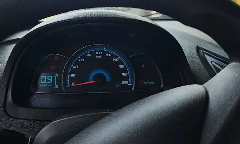 Hermoso Chevrolet Sa...