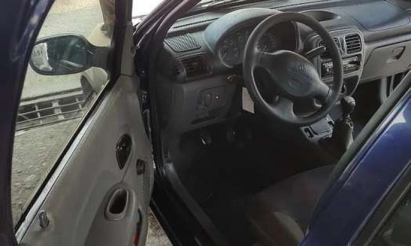 Vendo Renault Symbol...