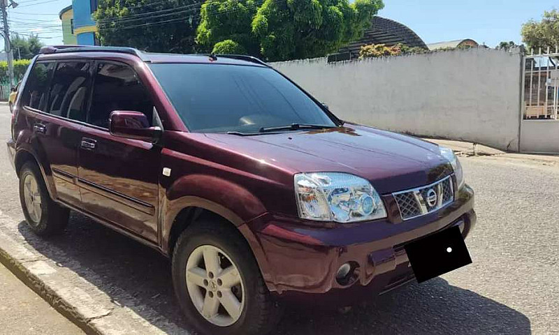 Nissan X-Trail 2005...