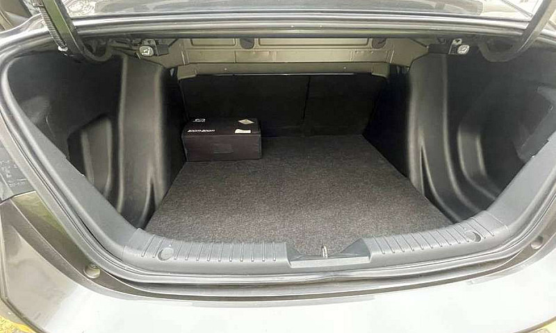 Mazda 2 Grand Tourin...