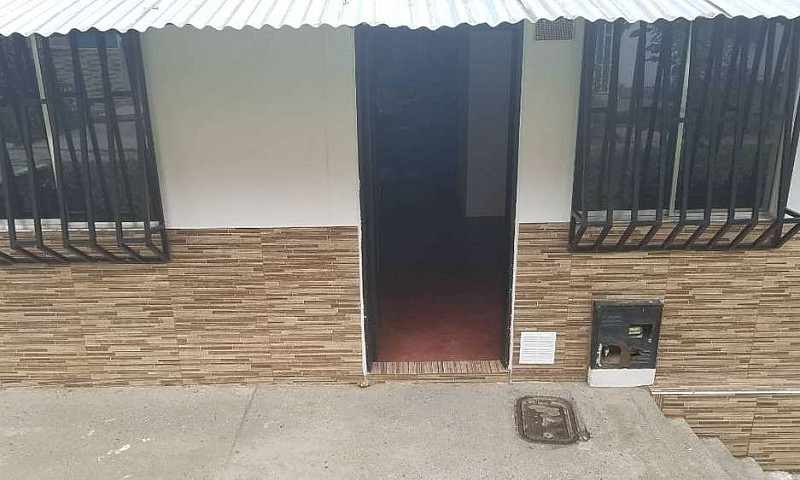Casa En Arriendo Com...