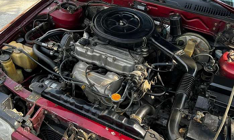 Vendo Mazda 626 L Mo...