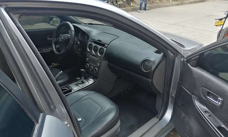 Mazda 6 Mod 2005...