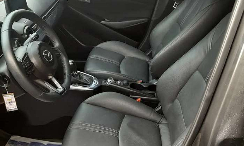 Mazda 2 Touring Auto...