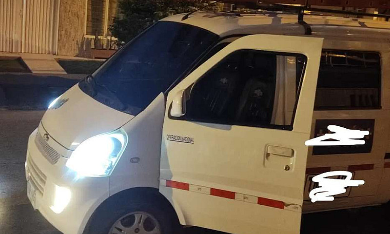 Se Vende Van N300 De...