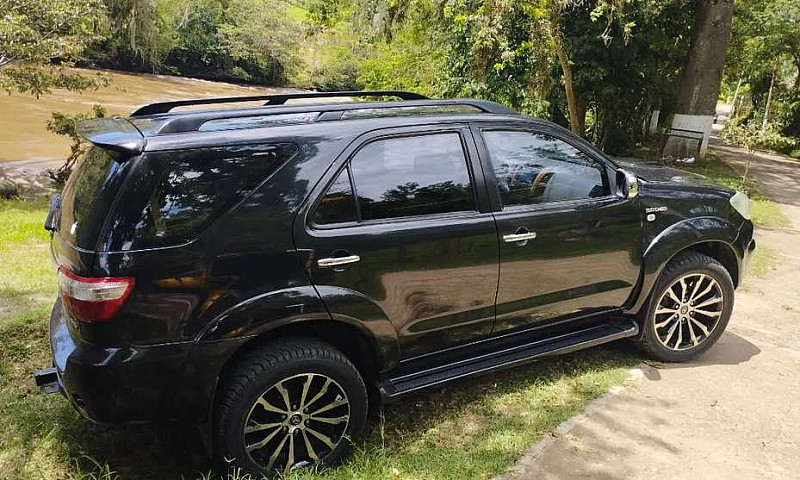 Fortuner 3.0 Segundo...