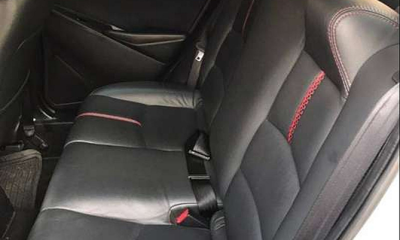 Mazda 2 Touring En E...