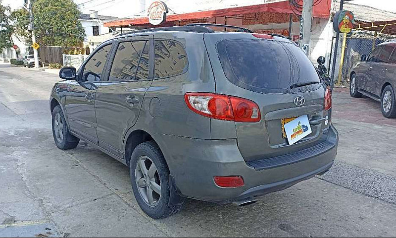Hyundai Santa Fe 7 P...