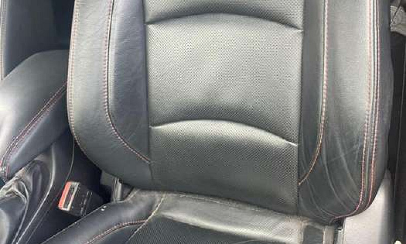 Vendo Mazda 3...