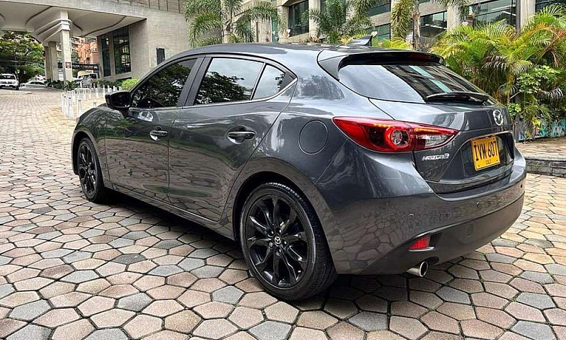 Mazda 3 Grand Tourin...