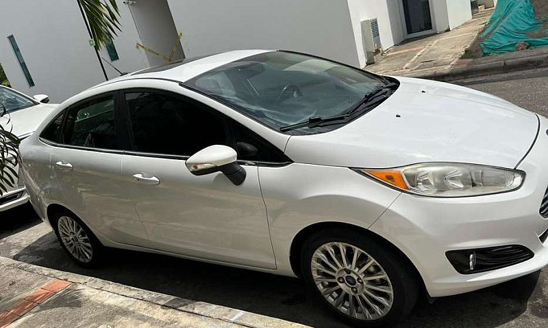 Vendo Ford Fiesta Ti...