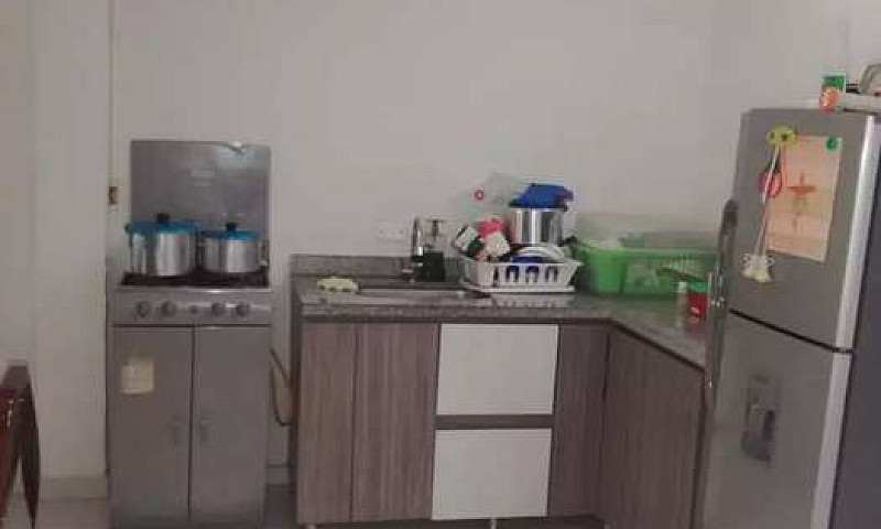 Se Vende Casa Grande...