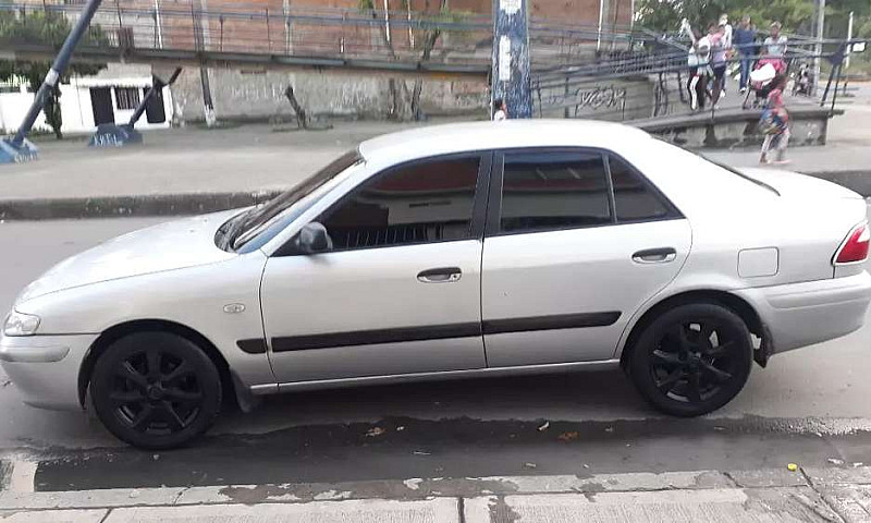Se Vende Mazda Milen...