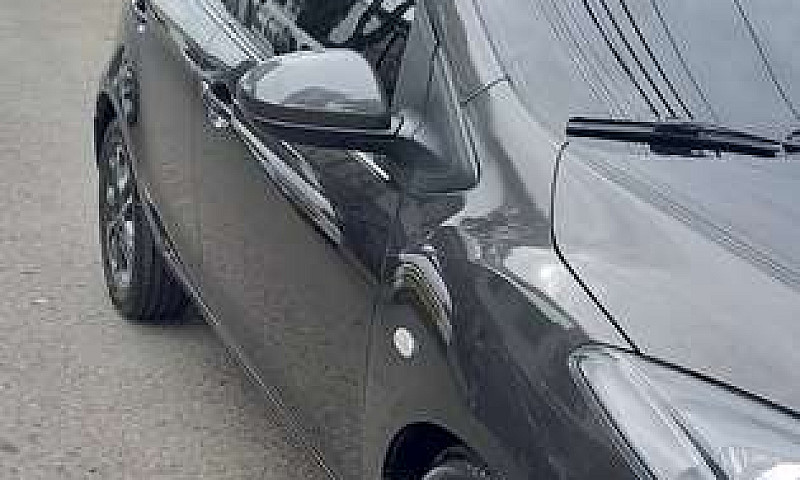 Vendo Mazda 2 Hatch ...
