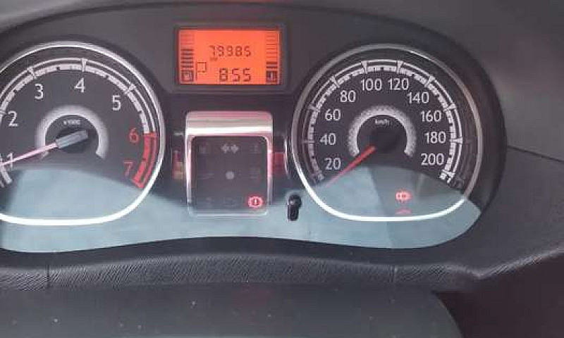 Renault Sandero Auto...