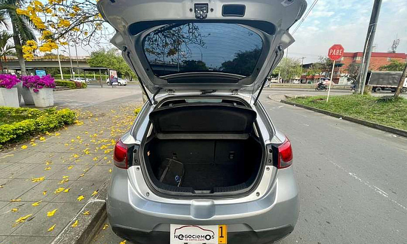 Mazda 2 Touring 2018...