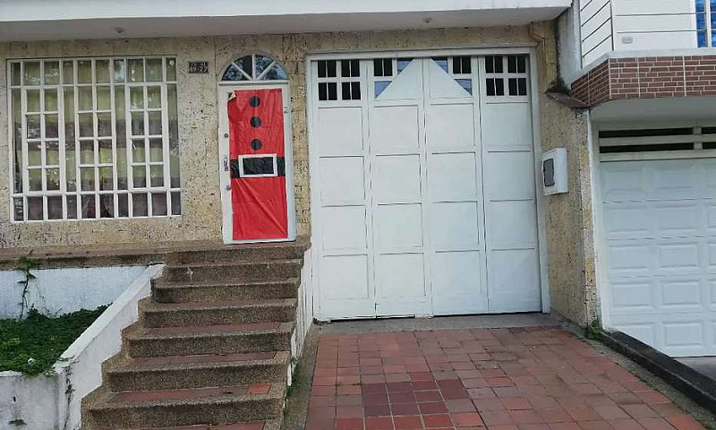 Casa En Excelente Se...