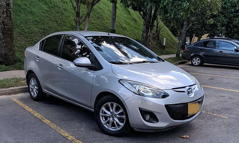 Mazda 2 En Excelente...