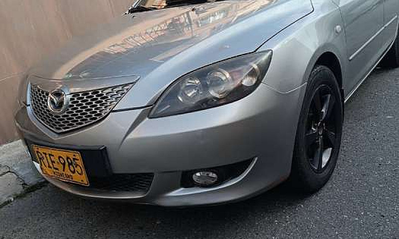 Mazda 3 Modelo 2005...
