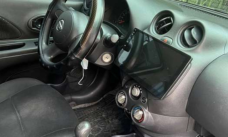 Espectacular Nissan ...