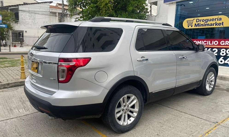 Ford Explorer 3.5 Li...