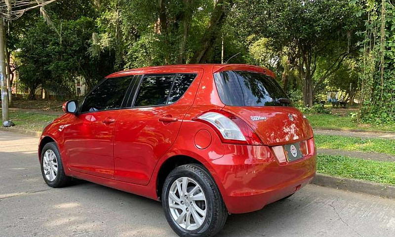Suzuki Swift Live Mo...