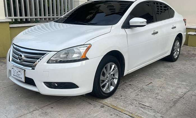 Nissan Sentra 2018 1...