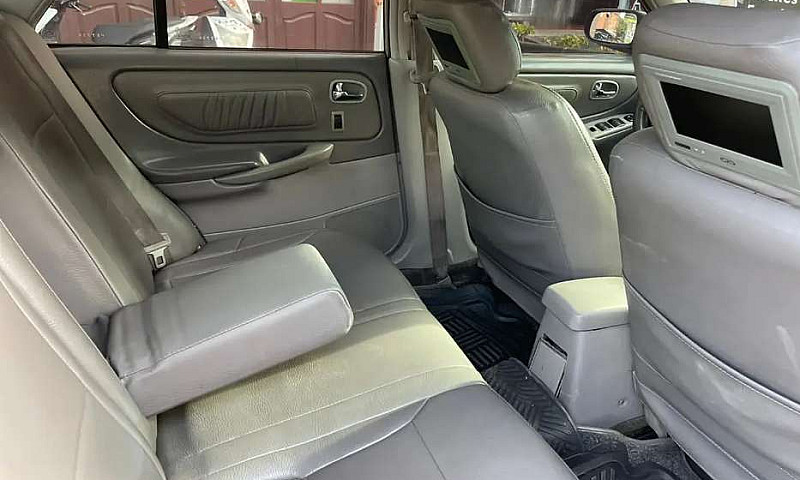 Mazda 626, Modelo 20...