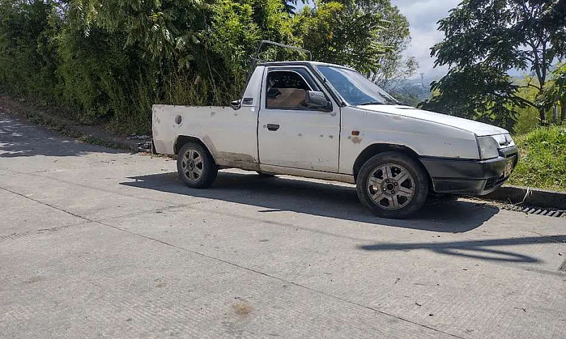 Vendo Skoda Pick Up ...