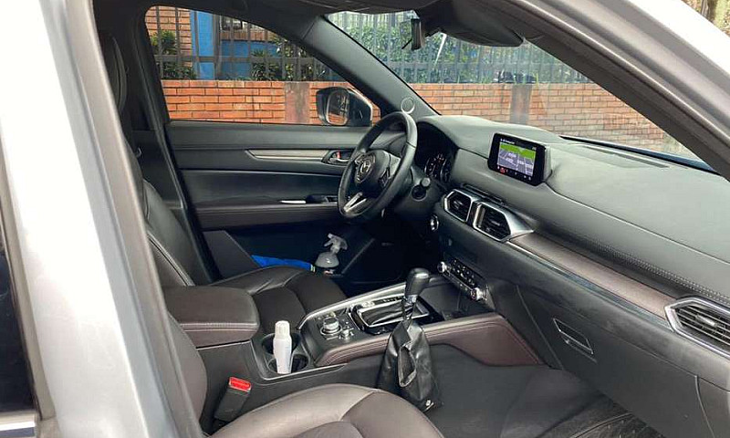 Mazda Cx5 Signature...