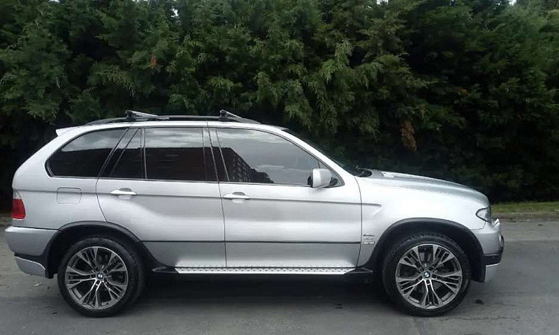 Camioneta Bmw X5...