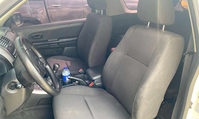 Suzuki Grand Vitara ...