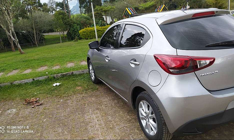 Mazda 2 Turín Modelo...